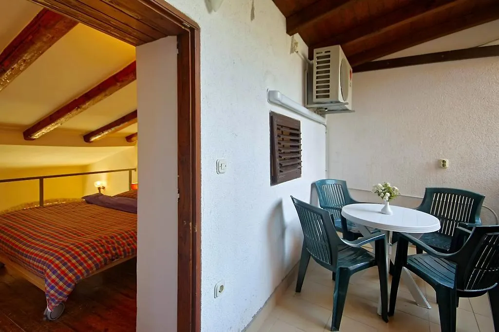 רוביני Apartments Androna 0*,  קרואטיה