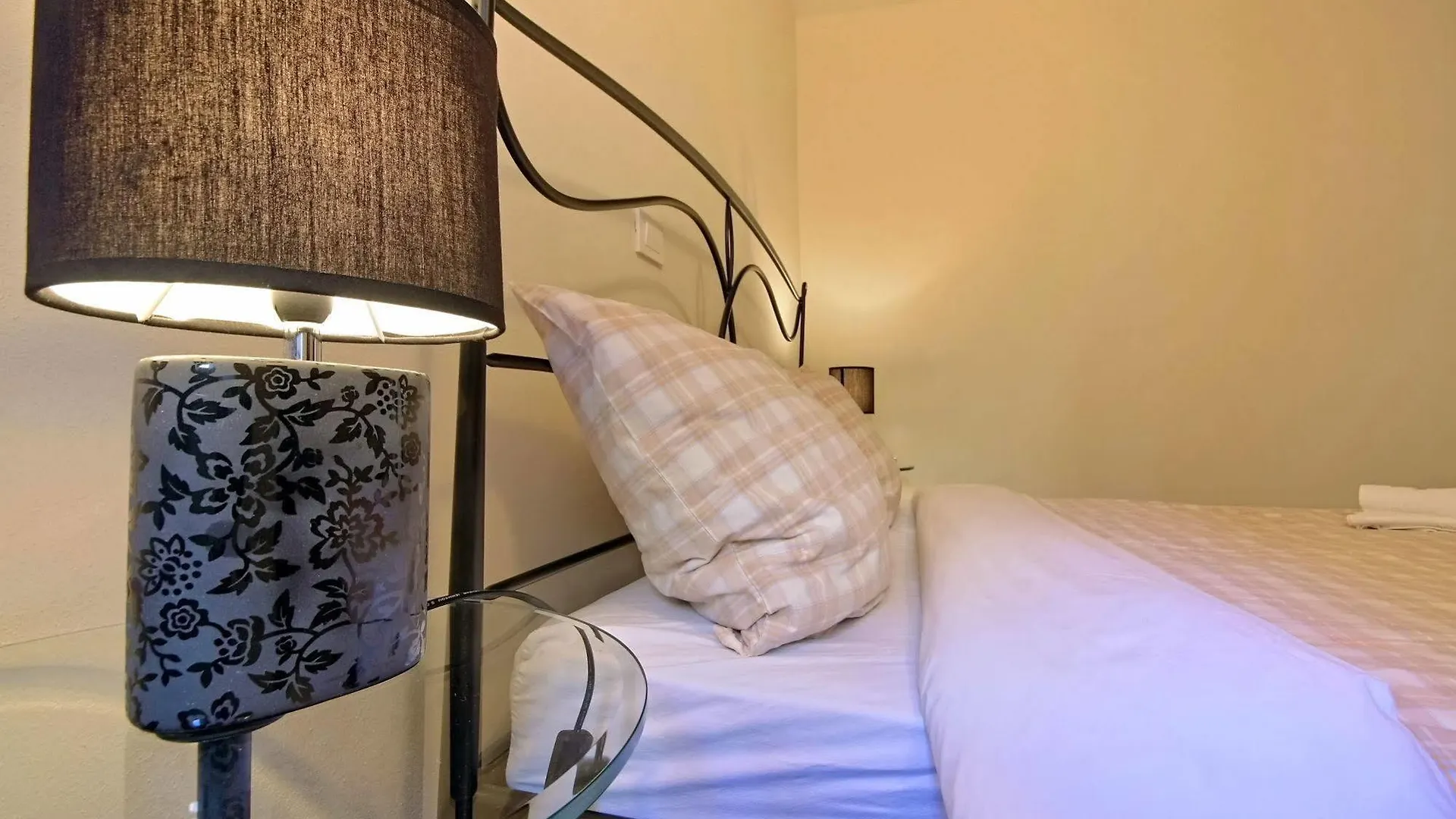 רוביני Apartments Androna